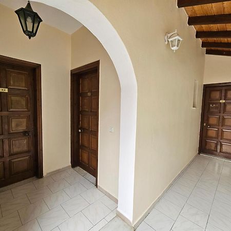 Villa Elena Ипсос Екстериор снимка