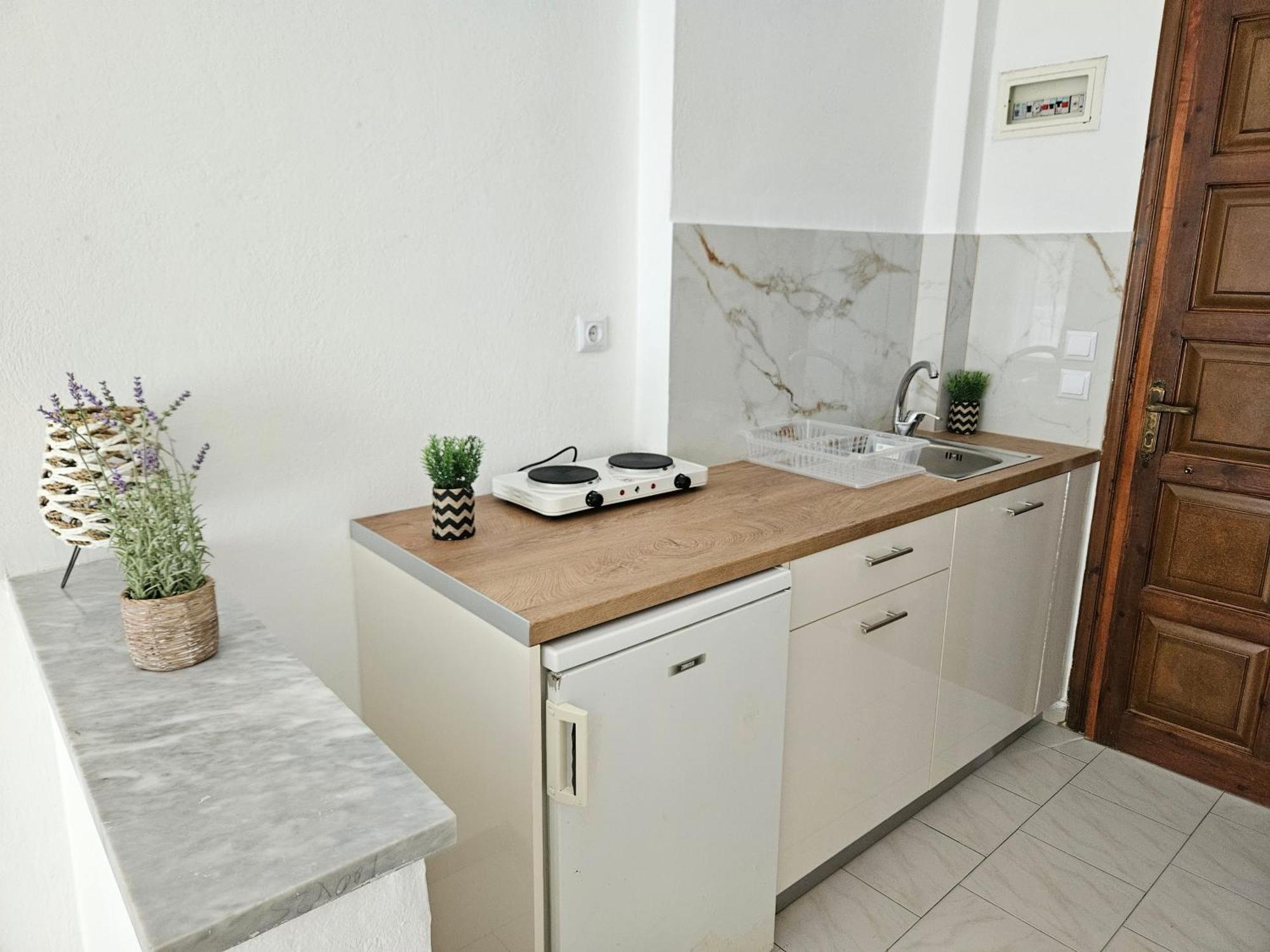 Villa Elena Ипсос Екстериор снимка