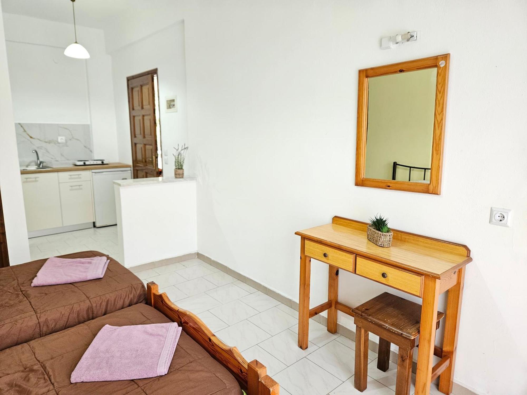 Villa Elena Ипсос Екстериор снимка